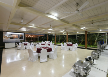 Restaurant & Bar